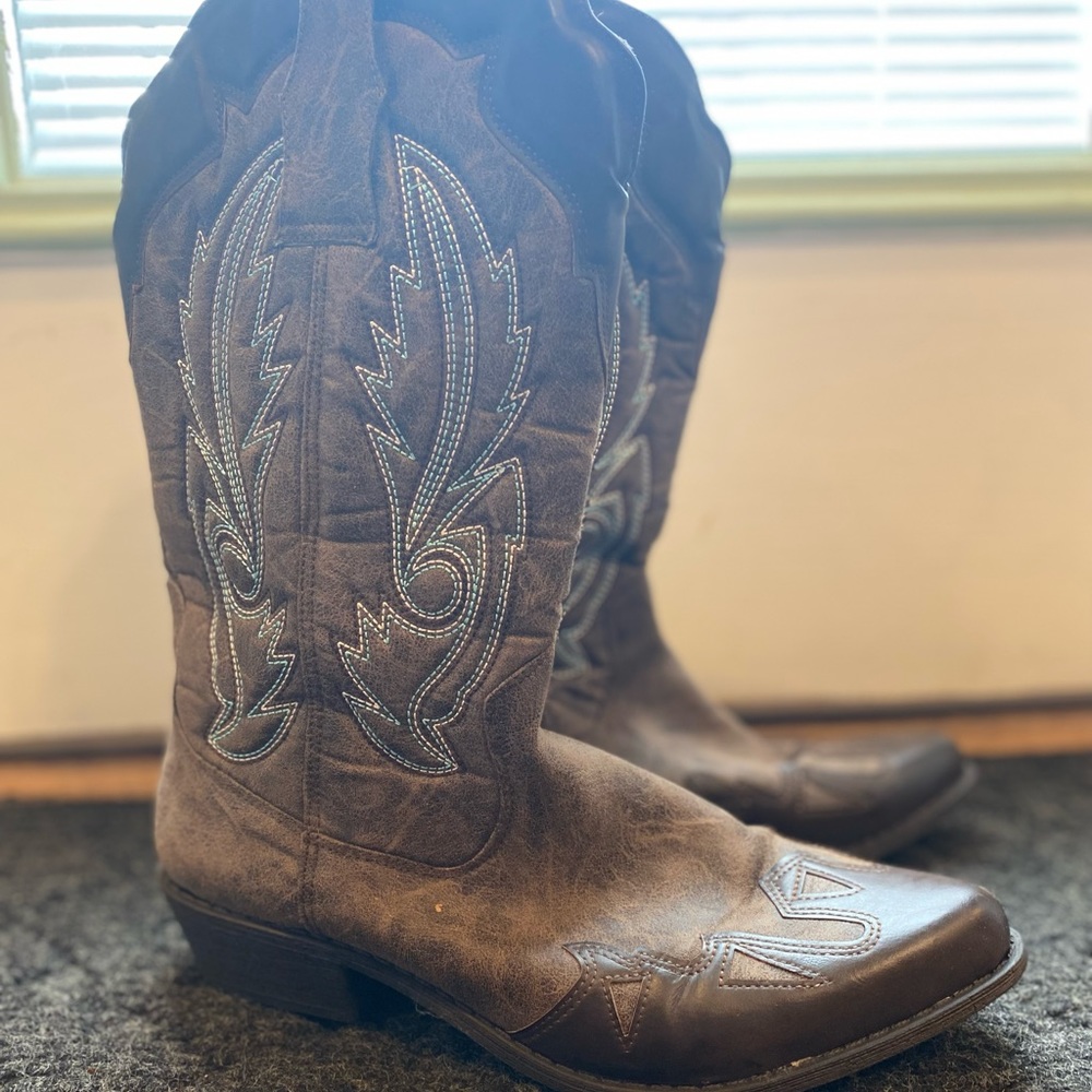 Womens Cowboy Boots